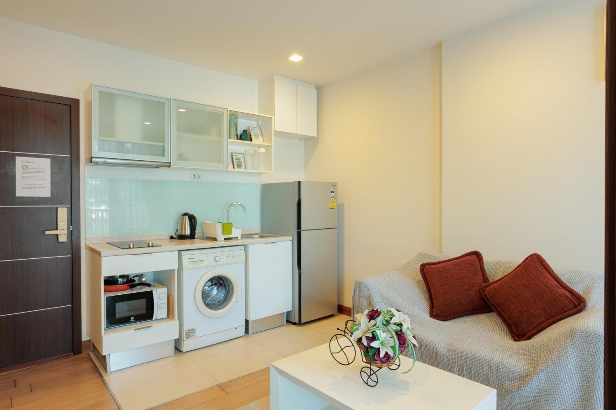 Apartment The Astra Deluxe Chiang Mai